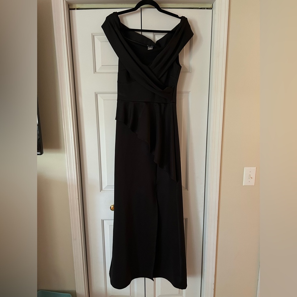Elegant Black Evening Gown